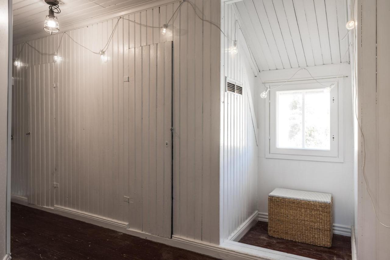 Newly Renovated Apartment In A Woodenhouse From 1910 In Martti! Turku Buitenkant foto